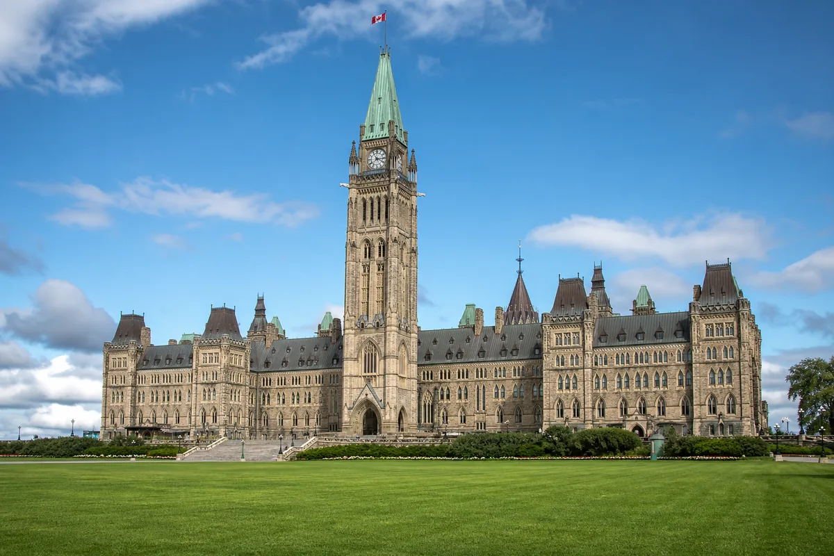 La tour de la Paix et le Parlement du Canada à Ottawa