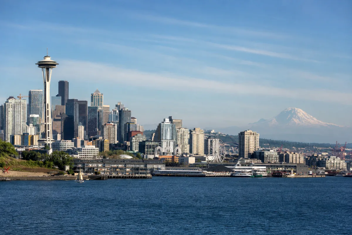 La Space Needle et le skyline de Seattle, État de Washington