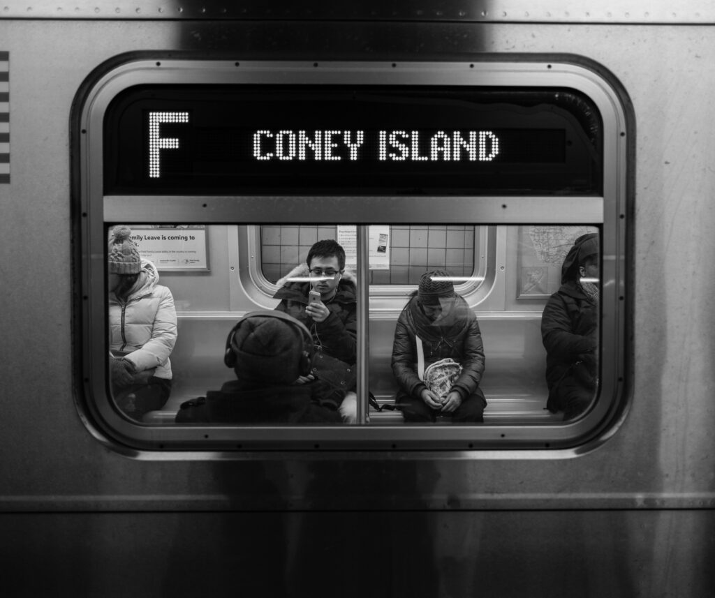 coney island - new york Le parc d'attraction est ouvert de d'avril à octobre.